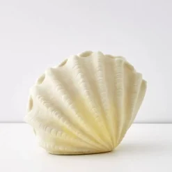 GigiandTom Conch Shell Resin Outdoor Lamp